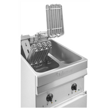 Charger l'image dans la galerie, VALENTINE - EVO 2200 - Friteuse double sur pied 2x8 Litres - 14,4 Kw - Swiss made - EcoGastro - EcoGastro