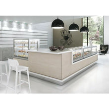 Cargue la imagen en la galería, SAGI - Vitrine de pâtisserie panoramique de réfrigération verticale +2°C/+10°C - Argenté