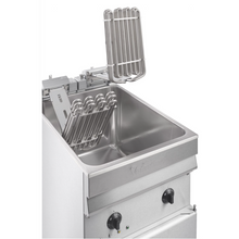 Charger l&#39;image dans la galerie, VALENTINE - EVO 400 T - Friteuse sur pied 18 Litres - 22 kw - Swiss made - EcoGastro
