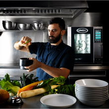 Lade das Bild in den Galerie-Viewer, UNOX - ChefTop Plus - Combisteamer 5 x GN 1/1 - Gauche Vision - EcoGastro - Best-seller
