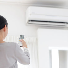 Carica l&#39;immagine nel visualizzatore di Gallery, CARRIER - Climatisation INVERTER - pour une salle de 200 m² maximum - Puissance froid 7,0 Kw et puissance chaud 7,50 Kw
